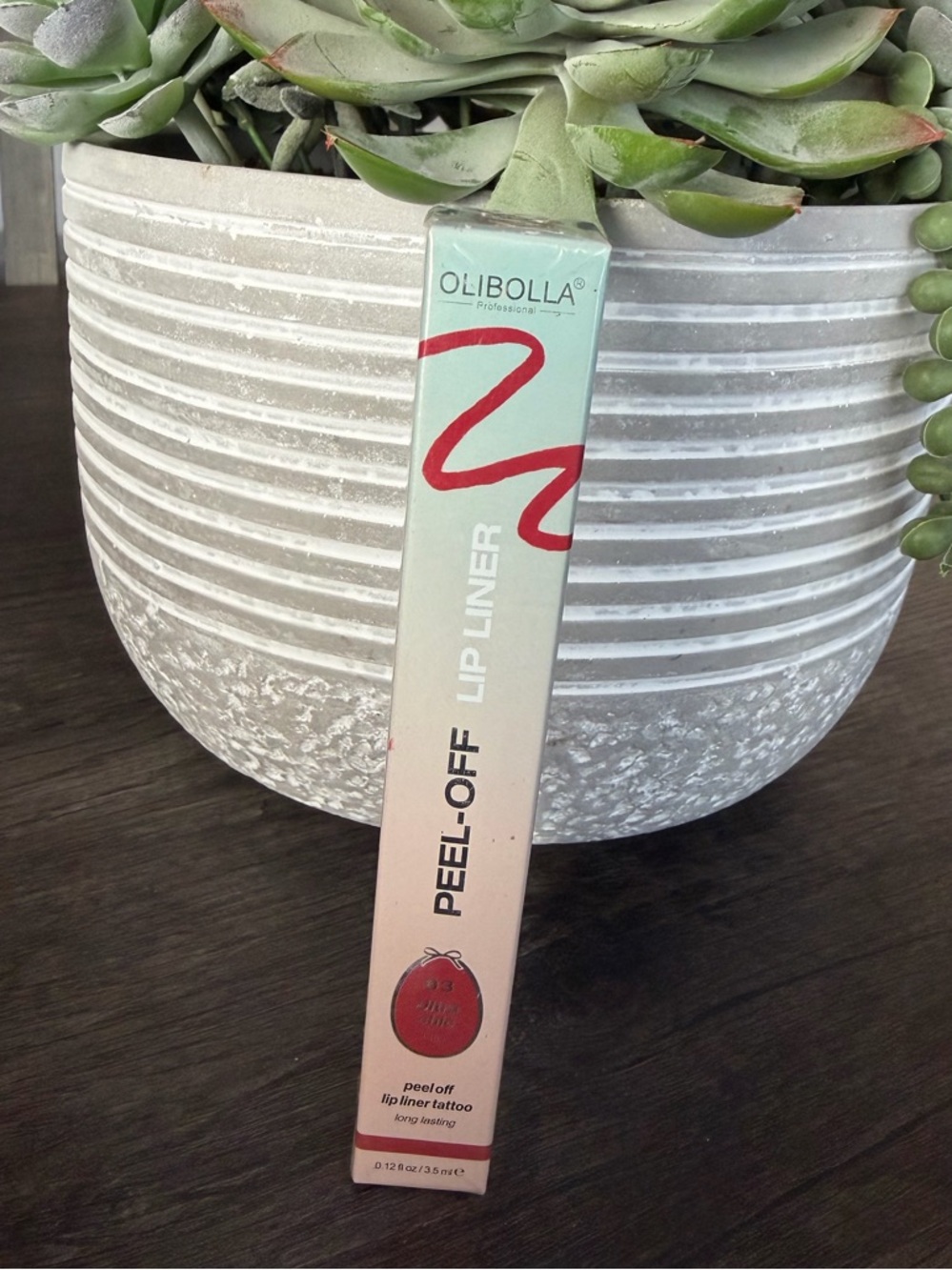 OLIBOLLA Peel-Off Lip Liner in 03 Ultra Chic NEW! Factory Sealed